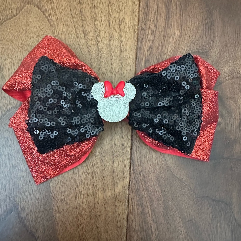 Big Disney Minnie Mouse hair bow
